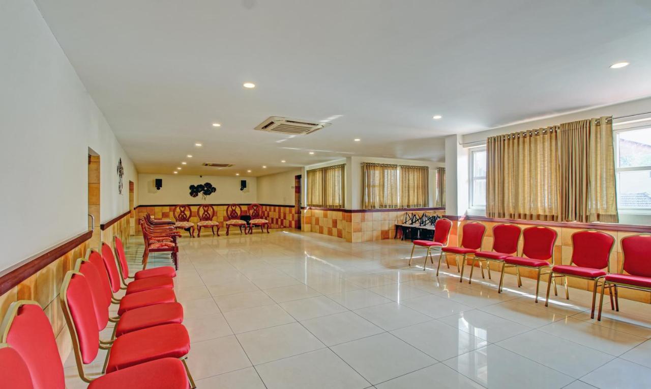 Hotel Treebo Prince Kottayam Exterior foto